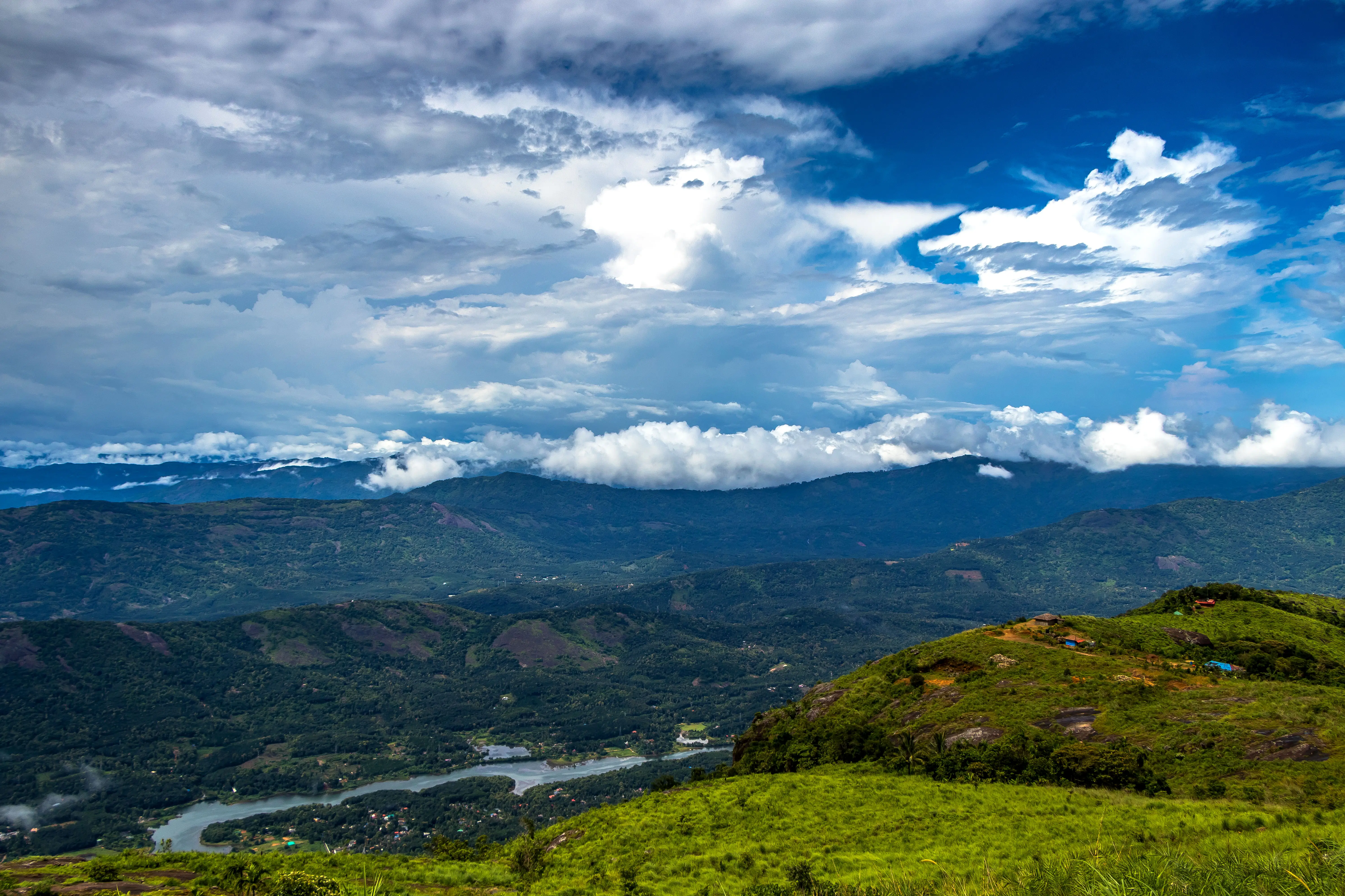 Illaveezhapoonchira